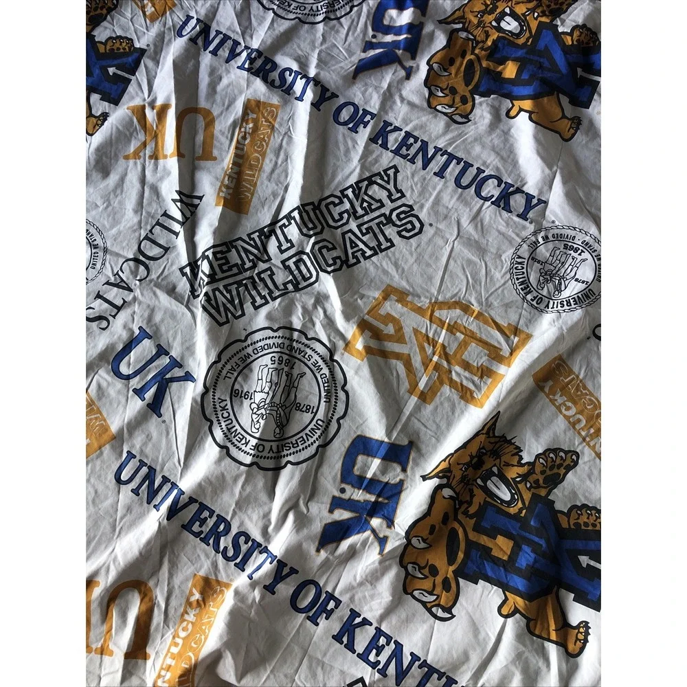Vtg University Of Kentucky Wildcats Full Fitted Sheet 50/50 Cotton Polyester USA
